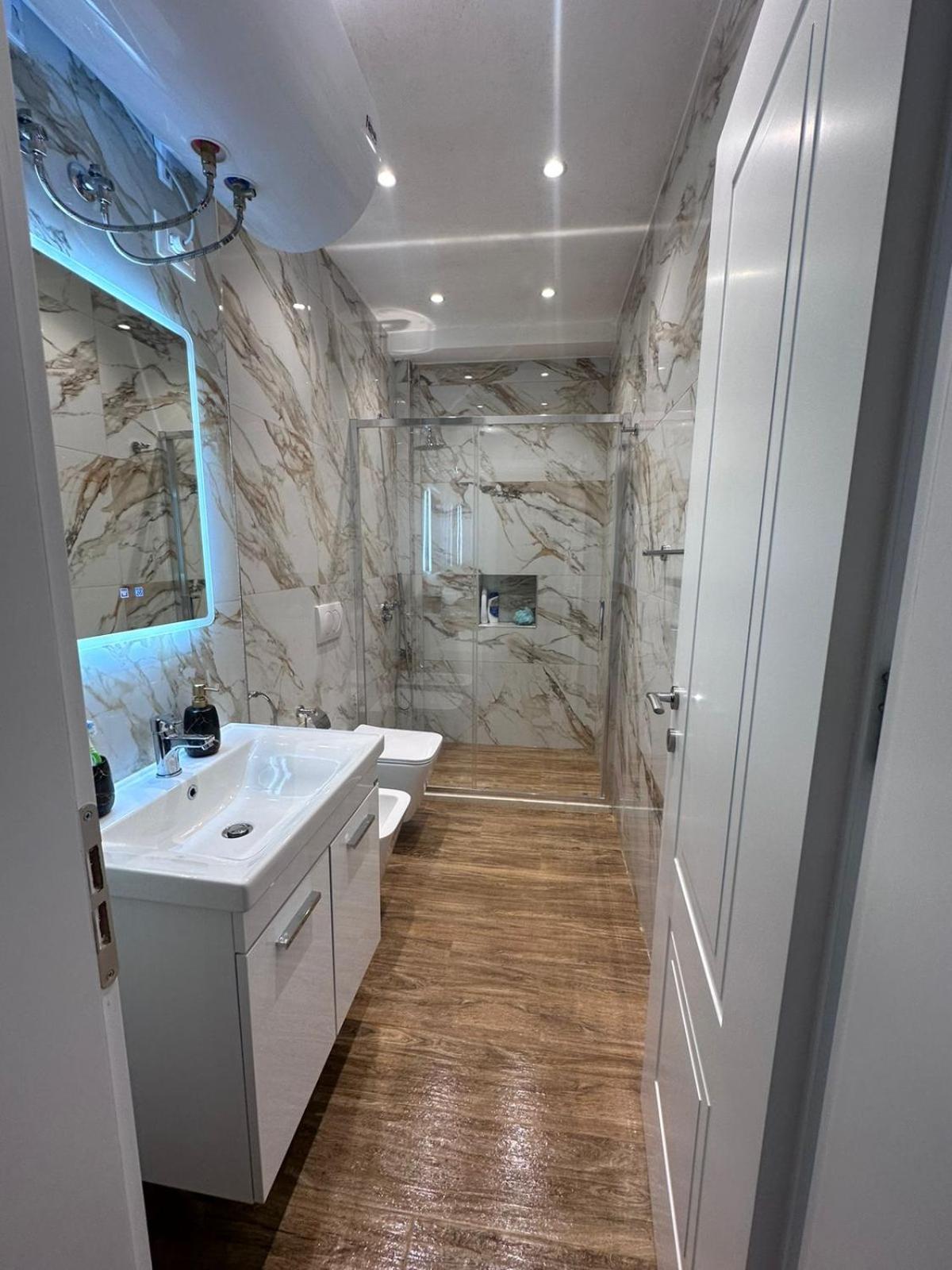 Klama Luxury Leilighet *